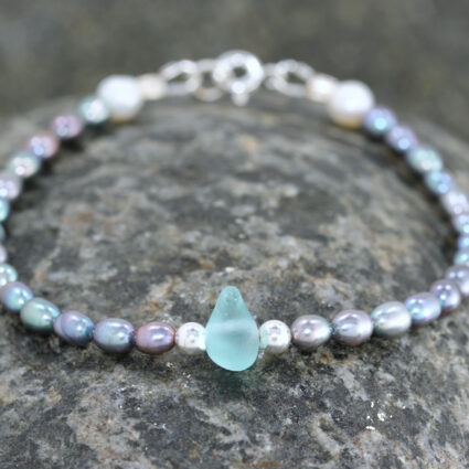 Guernsey sea glass and freshwater pearl bracelet